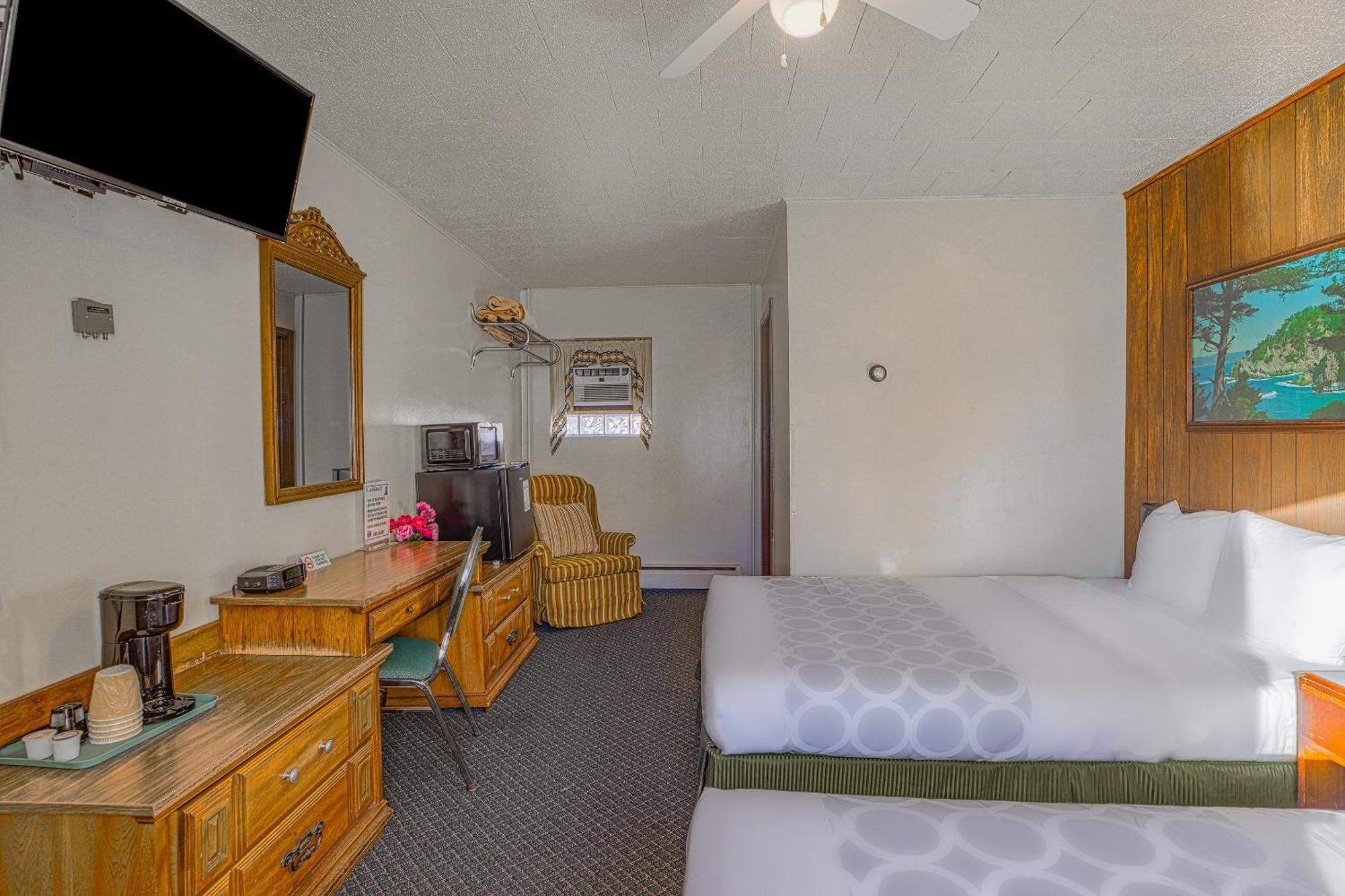 Love Hotels Silver Street By Oyo At Hurley Wi מראה חיצוני תמונה
